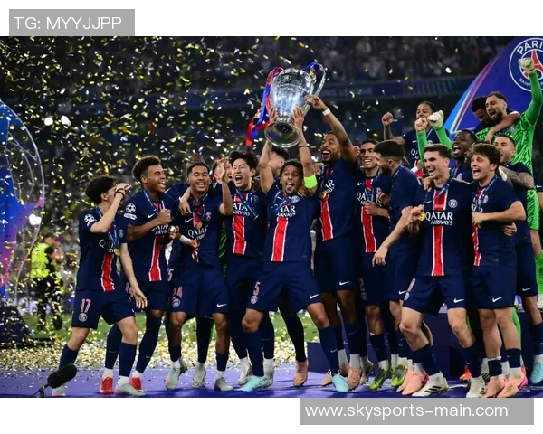 意甲激战巴黎圣日耳曼逆转里昂全场沸腾战术解析与精彩瞬间回顾